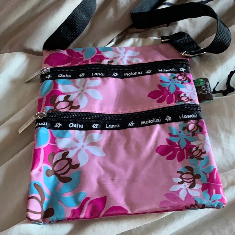 🌸Eco Island purse.
